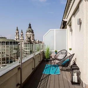 Eye Of Penthouse Apartment